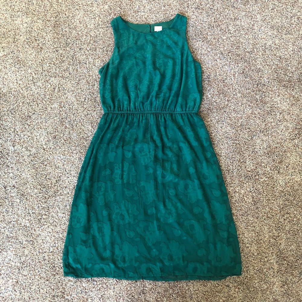 Green Mid calf length business dress